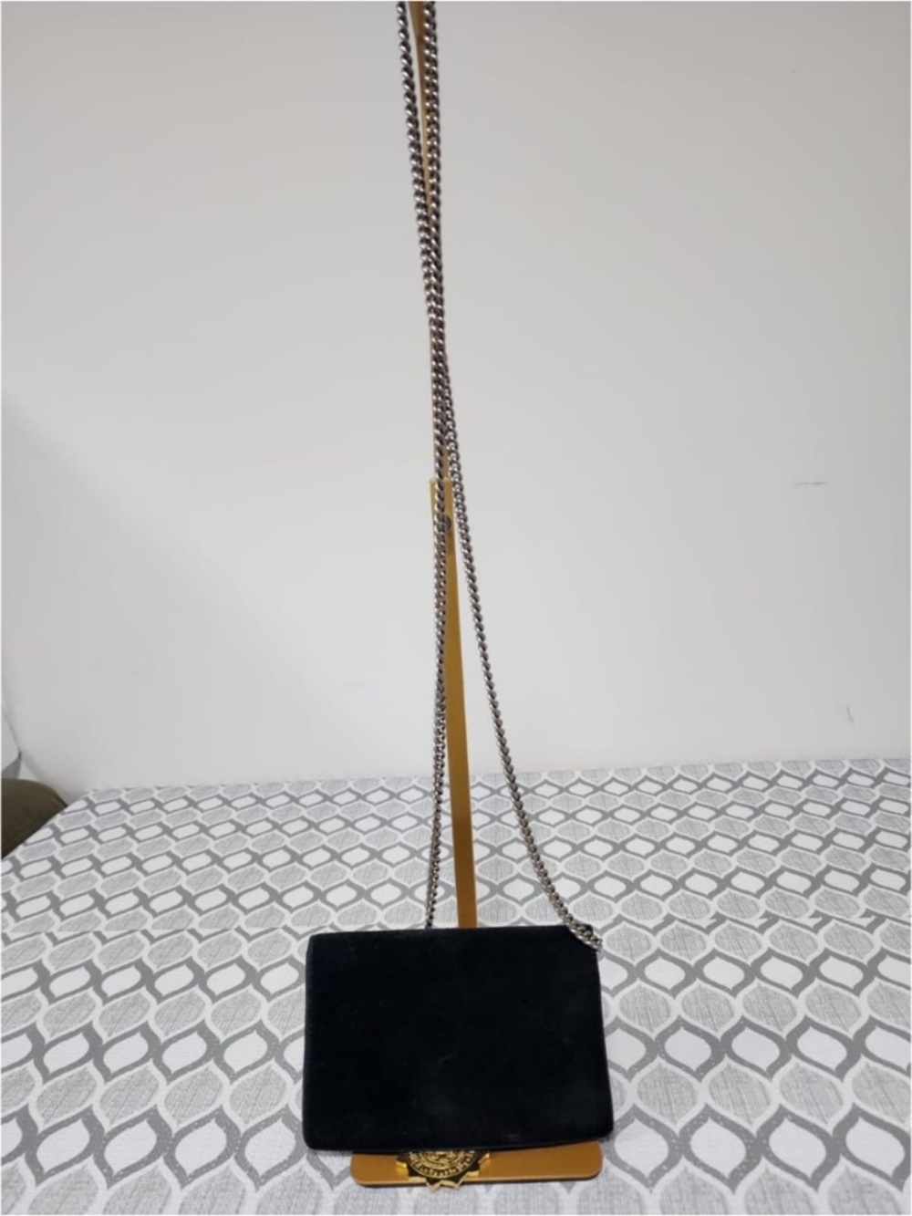 Authentic Gucci Velvet Super Mini Dionysus Crossbody Bag Black - Picture 4 of 12